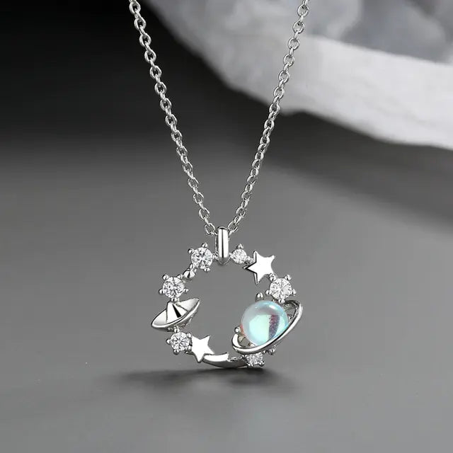 Shiny Zircon Necklace