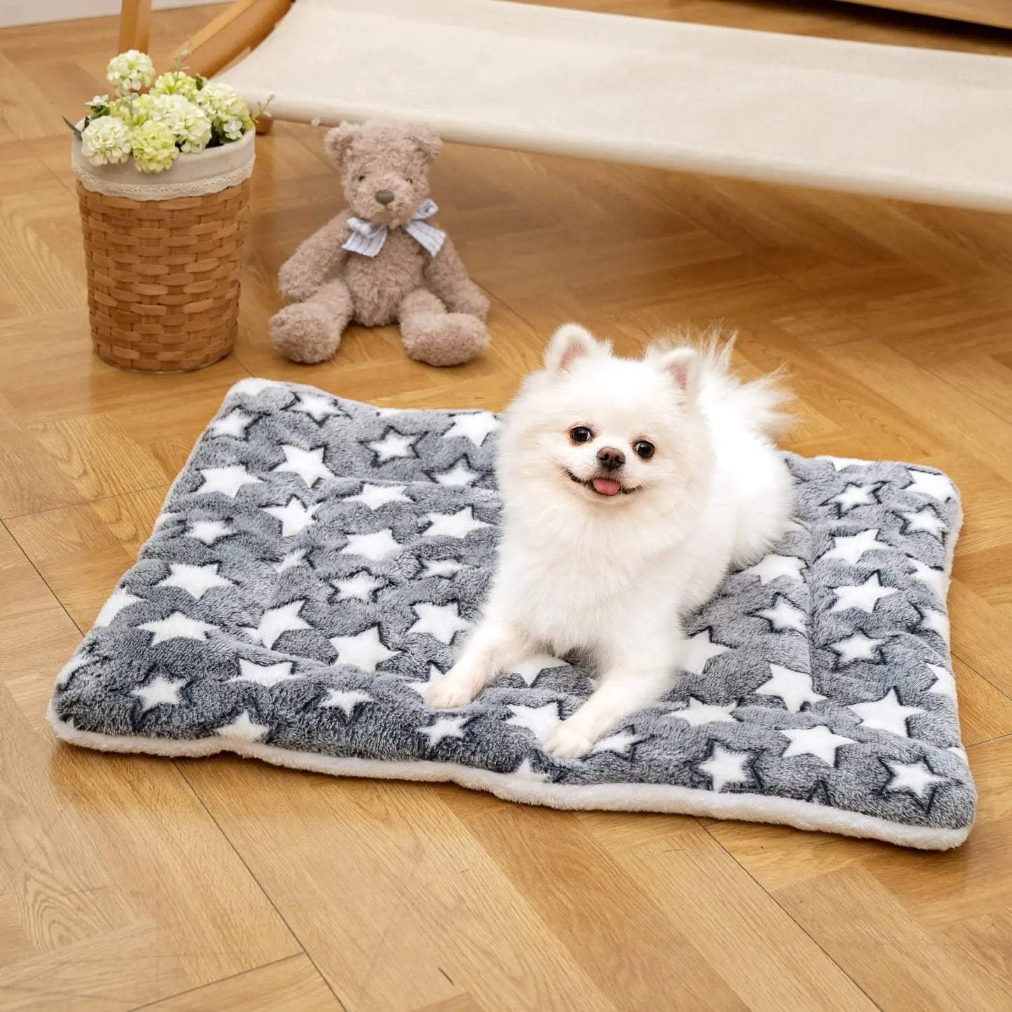 Pet Dog bed mat Thickened Flannel Soft comfort Dog Blanket Winter Warm Cute Cat bed mat Machine washable Cat Blanket Pet supplie